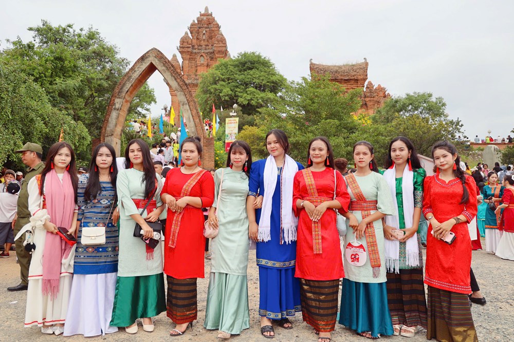 Khánh Hòa: Kích cầu để du lịch “cất cánh” vươn lên tầm cao mới - ảnh 5