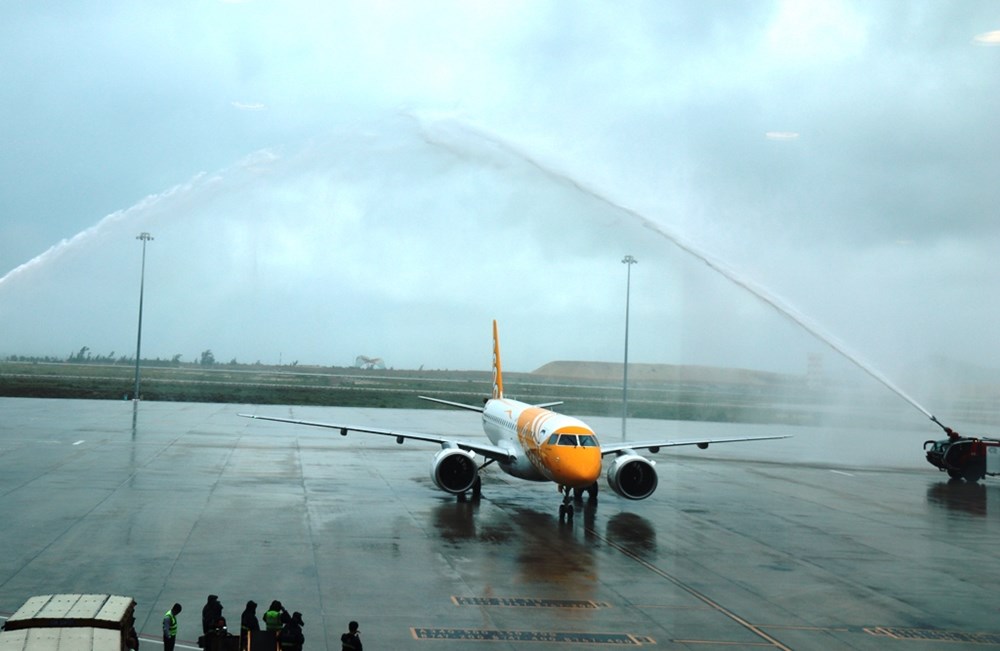 Khánh Hòa: Khai trương đường bay thẳng Singapore – Cam Ranh - ảnh 2