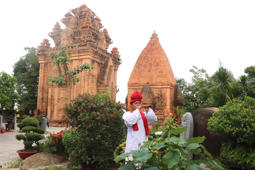 Khánh Hòa: Sắc màu văn hóa Chăm qua thổ cẩm Mỹ Nghiệp và gốm Bàu Trúc - ảnh 9