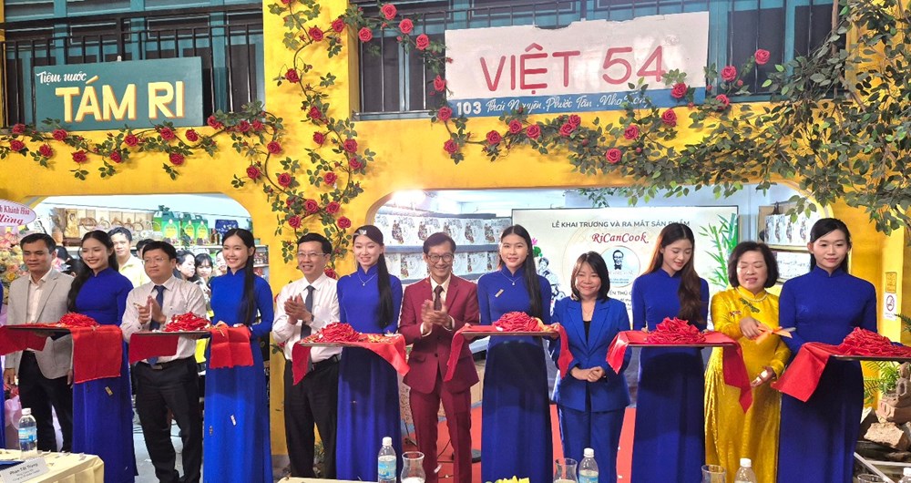 Khánh Hòa: Đánh thức vị giác du khách bằng “hương vị cơm Việt“ - ảnh 1