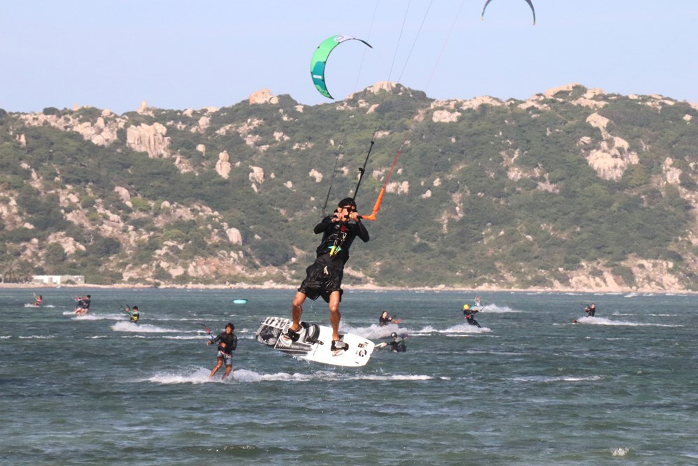 Khánh Hòa: Chiêm ngưỡng những 'vũ điệu trên sóng' đầy mê hoặc - ảnh 8