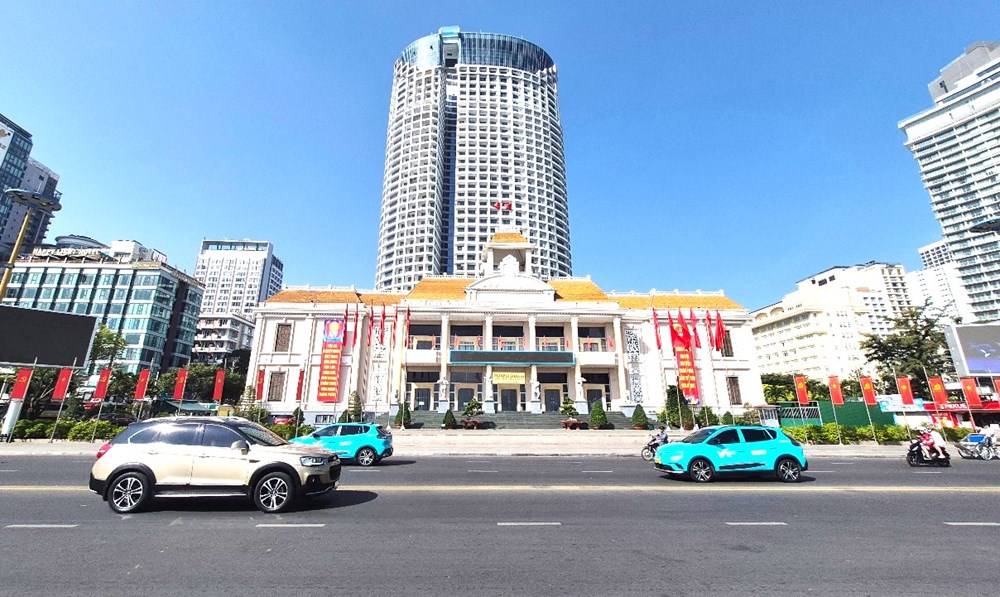 Khánh Hòa: Rực rỡ sắc cờ chào mừng Đại hội đại biểu toàn quốc lần thứ XIV của Đảng - ảnh 1