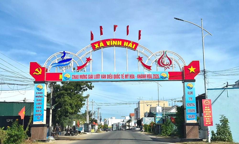 Khánh Hòa: Rực rỡ sắc cờ chào mừng Đại hội đại biểu toàn quốc lần thứ XIV của Đảng - ảnh 7