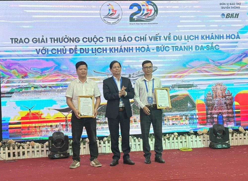 Doanh thu du lịch Khánh Hòa tăng hơn 100 lần trong 20 năm - ảnh 5