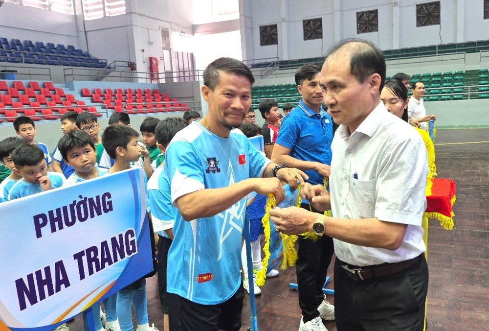 Khai mạc Giải bóng đá nhi đồng (U11) tỉnh Khánh Hòa lần thứ I - năm 2026 - ảnh 3