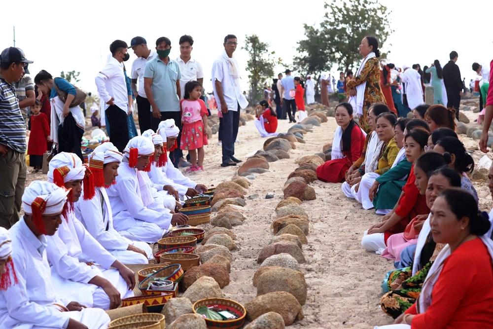 Ramưwan - Lời mời đầu Xuân hướng về cội nguồn xứ Chăm - ảnh 2