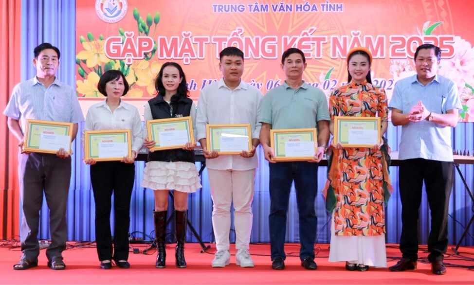 Khánh Hòa: Nỗ lực đưa văn hóa cơ sở chạm đến đời sống nhân dân - ảnh 1