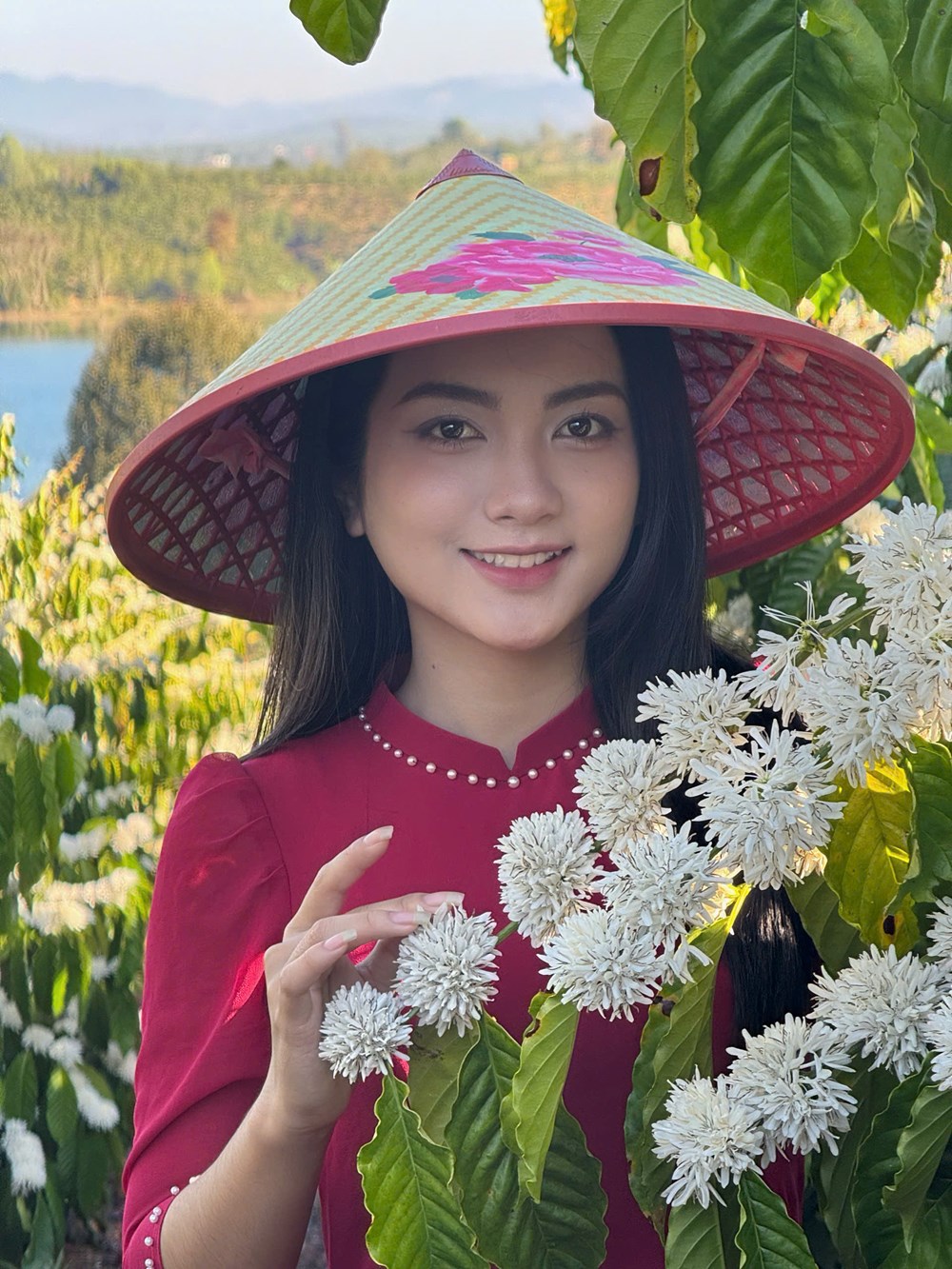 Quảng Ngãi: Sắc Xuân trên những nương cà phê Đăk Hà - ảnh 5