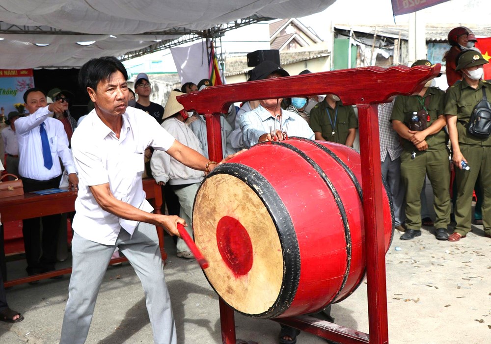 Khánh Hòa: Rộn ràng Lễ hội đua thuyền Rồng đầu Xuân Bính Ngọ - ảnh 4