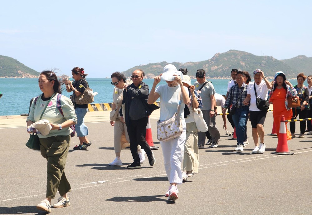 Tàu biển Star Voyager đưa 1.600 du khách quốc tế cập cảng Cam Ranh - ảnh 3