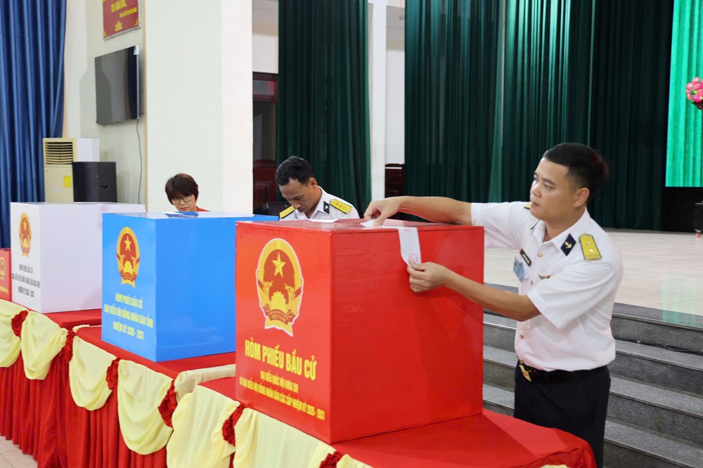 Trường Sa: Gửi trọn niềm tin từ biển đảo - ảnh 2