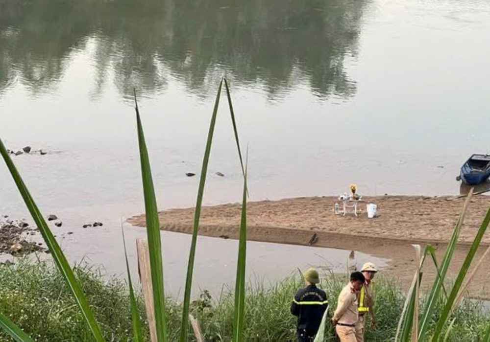 Khánh Hòa: Một Đại úy Công an hy sinh khi truy quét “cát tặc” trên sông Cái - ảnh 2