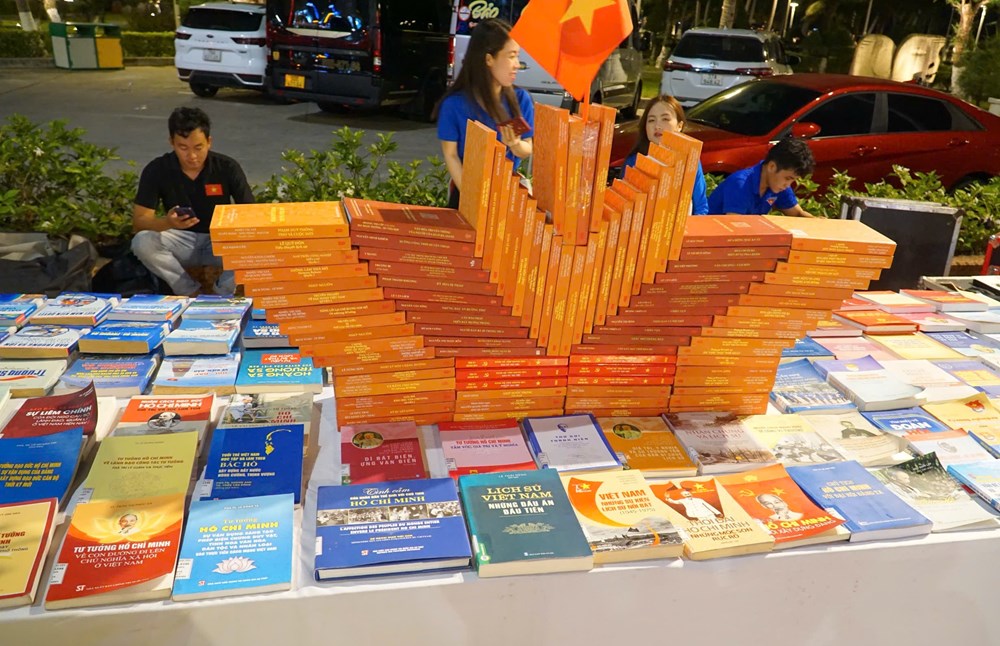 Khánh Hòa: Sôi nổi chuỗi hoạt động văn hóa “Tuổi trẻ thanh niên – Vững bước tương lai“ - ảnh 2