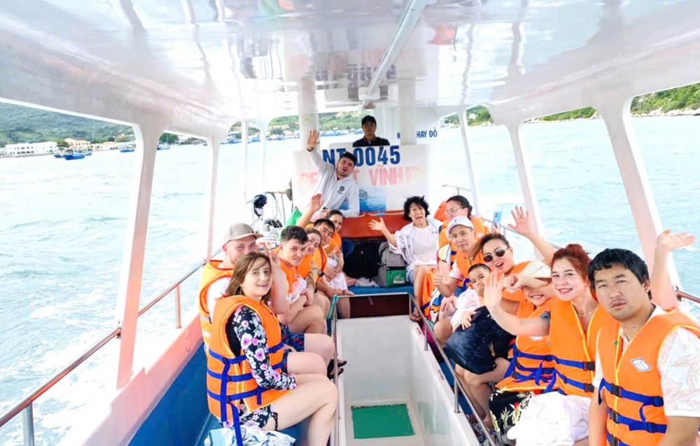 Ba tháng đầu năm 2026, Khánh Hòa đón 5,2 triệu lượt khách du lịch - ảnh 1