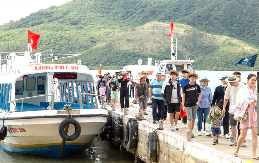 Ba tháng đầu năm 2026, Khánh Hòa đón 5,2 triệu lượt khách du lịch - ảnh 3