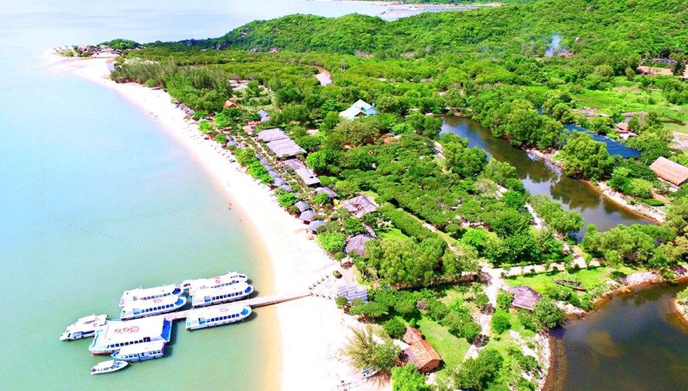 Ba tháng đầu năm 2026, Khánh Hòa đón 5,2 triệu lượt khách du lịch - ảnh 2