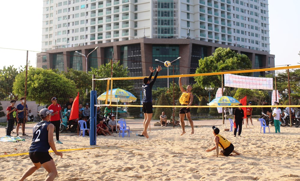 Khai mạc Giải Bóng chuyền bãi biển tỉnh Khánh Hòa 2026 - ảnh 2