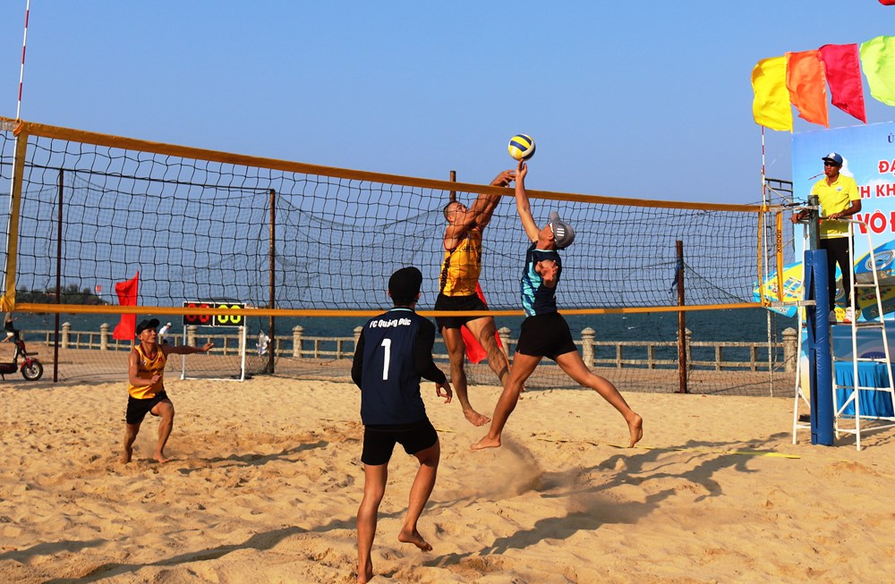 Khai mạc Giải Bóng chuyền bãi biển tỉnh Khánh Hòa 2026 - ảnh 1