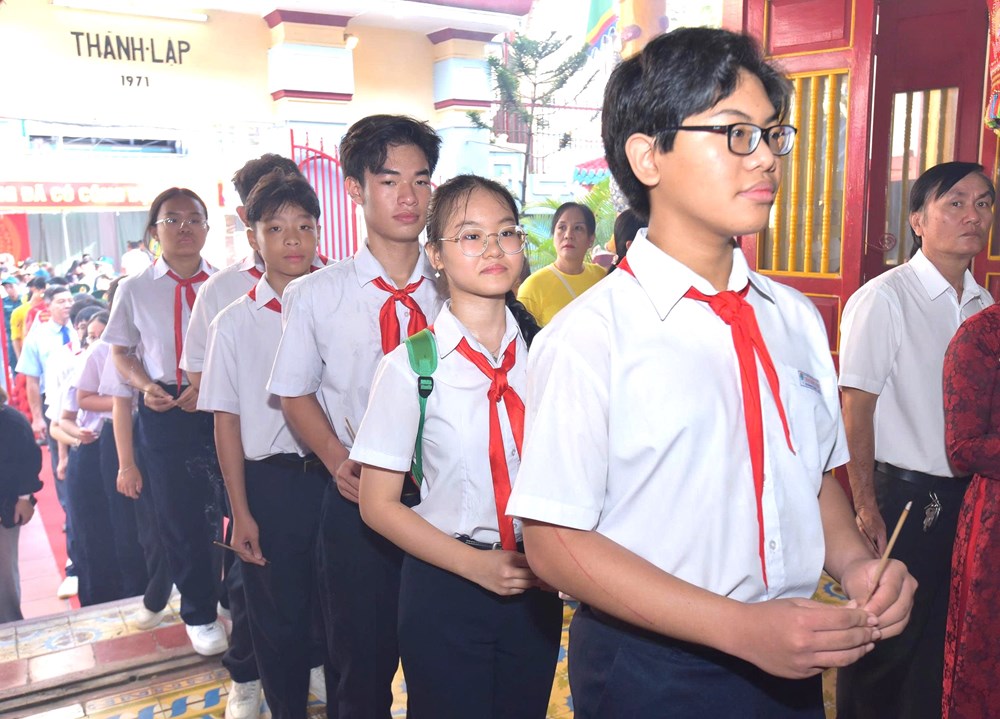 Khánh Hòa: Lễ dâng hương nhân ngày Giỗ Tổ Hùng Vương năm 2026 - ảnh 6