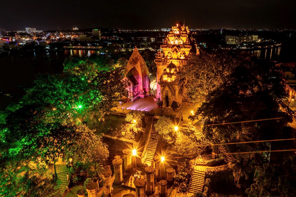 Khánh Hòa: Ba di tích đón hơn 24.000 lượt khách dịp Giỗ Tổ Hùng Vương - ảnh 1