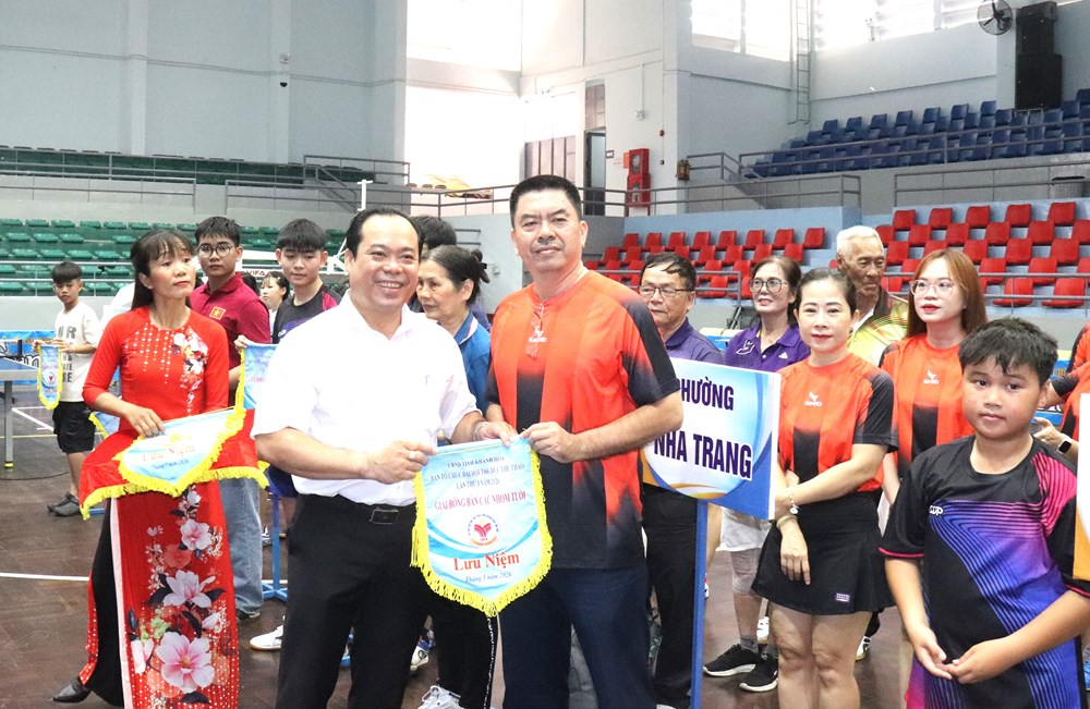 Khai mạc Giải Bóng bàn các nhóm tuổi tỉnh Khánh Hòa lần thứ I năm 2026 - ảnh 2