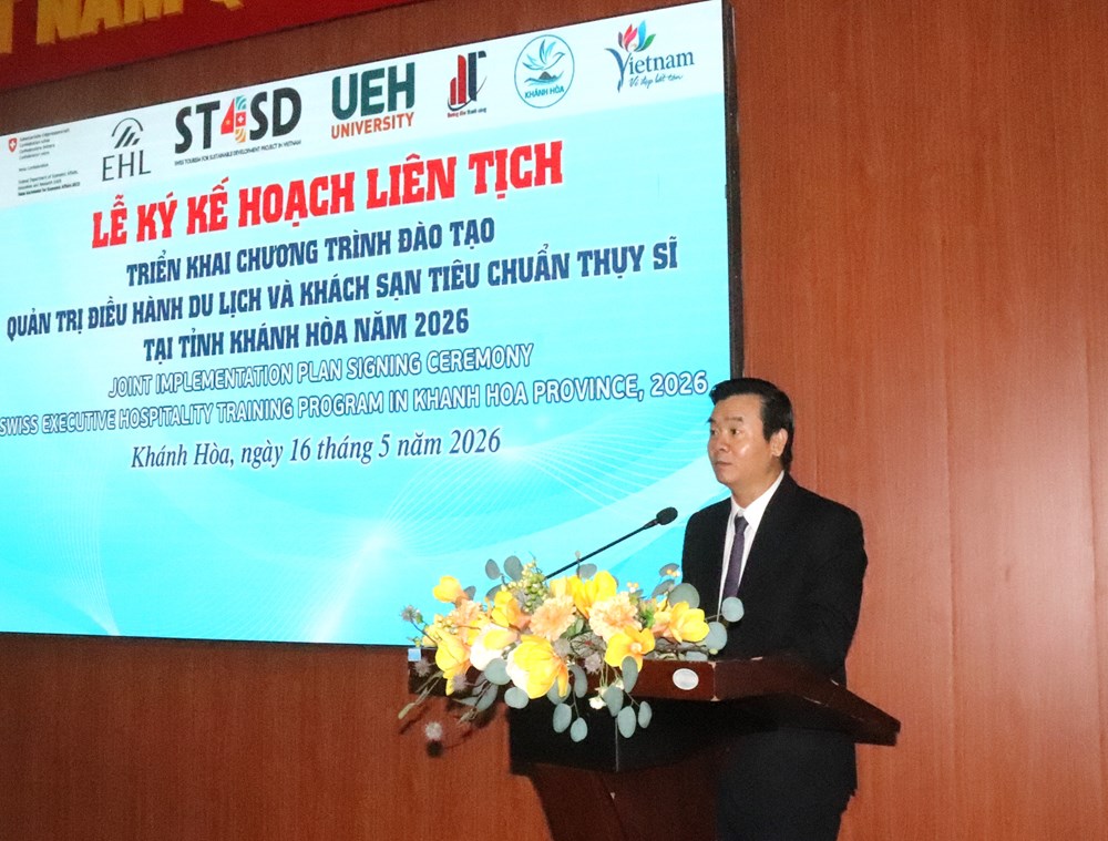 Khánh Hòa triển khai đào tạo nhân lực khách sạn chuẩn Thụy Sĩ - ảnh 2