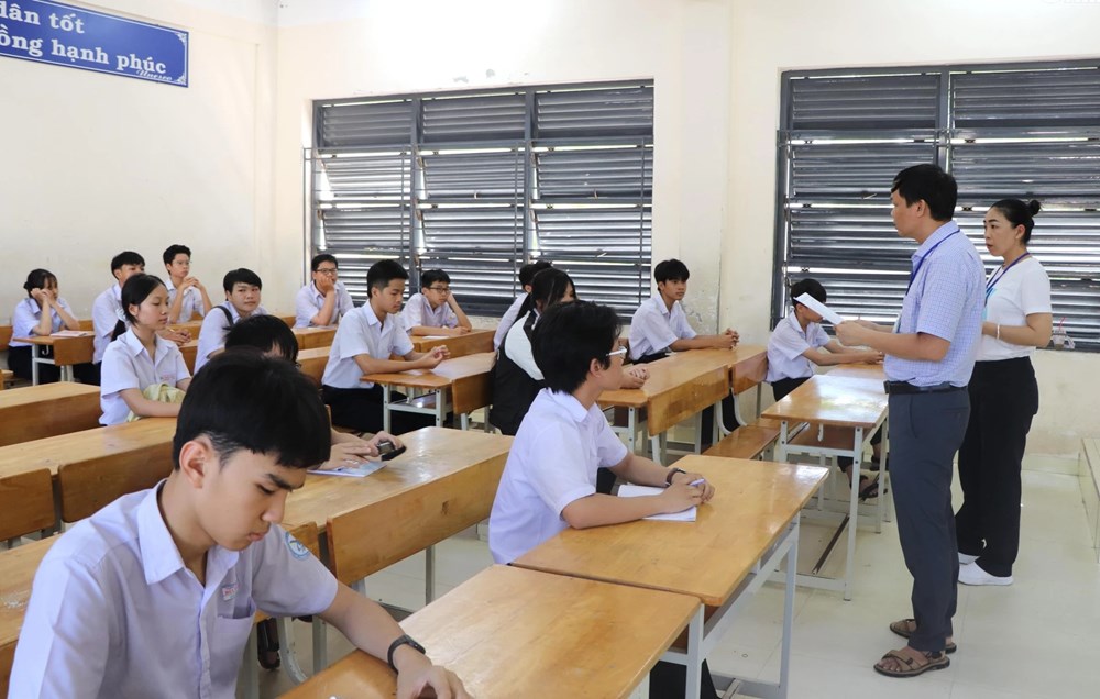 Khánh Hòa: Hơn 24.800 thí sinh bước vào kỳ thi tuyển sinh lớp 10 - ảnh 1