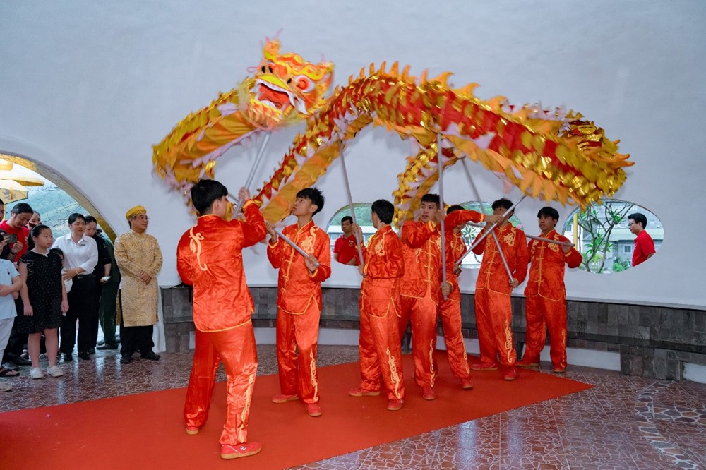 Khánh Hòa: Lễ hội Về nguồn thu hút du khách đến Khu du lịch Trăm Trứng - ảnh 4