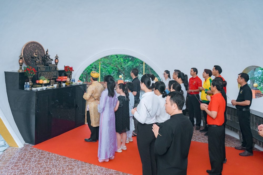 Khánh Hòa: Lễ hội Về nguồn thu hút du khách đến Khu du lịch Trăm Trứng - ảnh 2