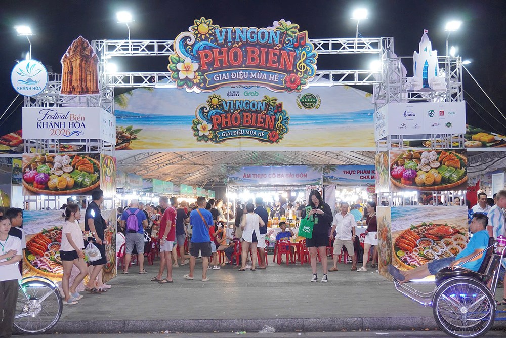 Khánh Hòa: Khai mạc Lễ hội “Vị ngon phố biển – Giai điệu mùa hè“ - ảnh 2