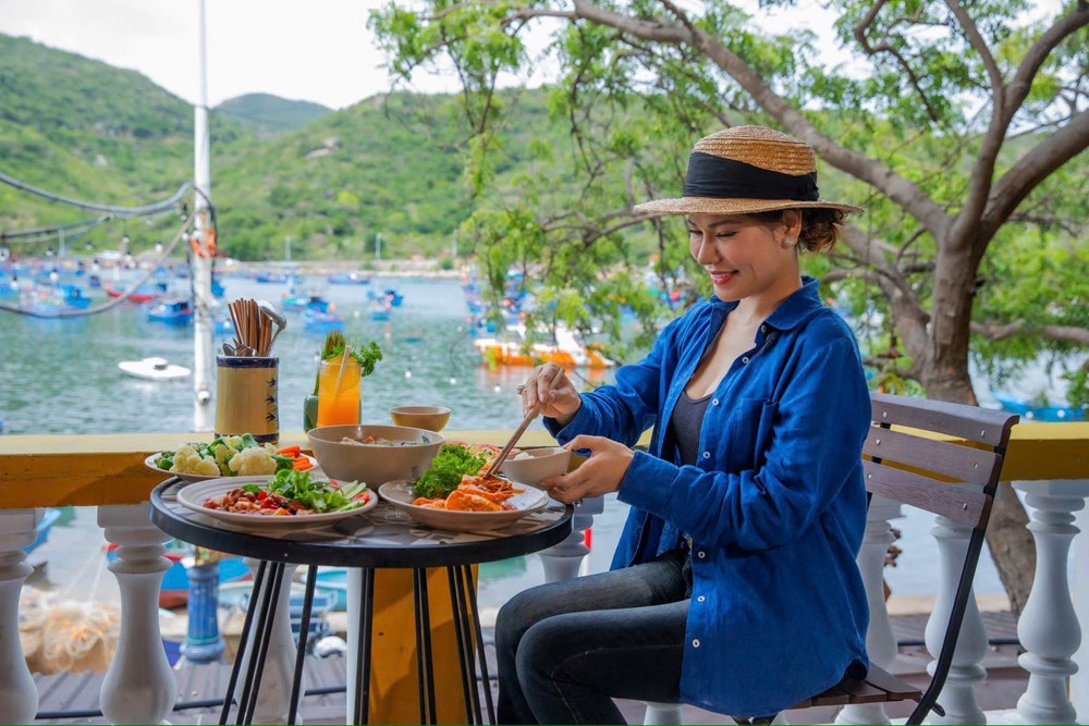 Quán Bà Hương - Nét hoài cổ và tinh hoa ẩm thực của làng chài xưa - ảnh 3