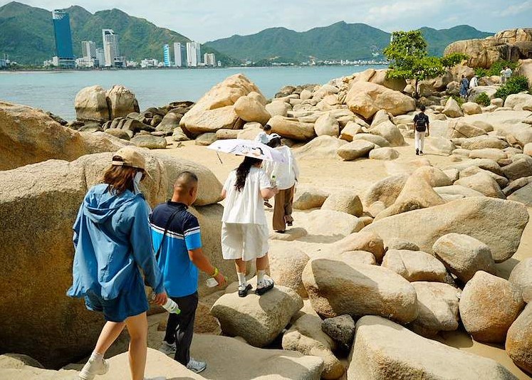 Khánh Hòa bắt tay các hãng hàng không, tìm kiếm nguồn khách thị trường tỉ dân - ảnh 6
