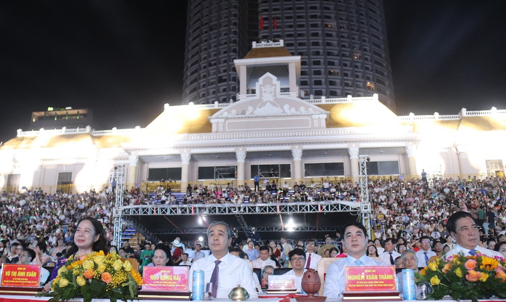 Khai mạc Festival Biển Khánh Hòa năm 2026 - ảnh 1