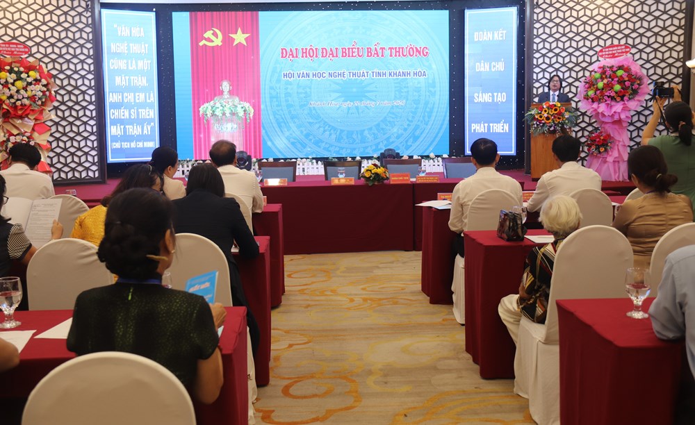 Khánh Hòa: Tiếp tục hoàn thiện hệ thống thiết chế văn hóa trọng điểm - ảnh 1