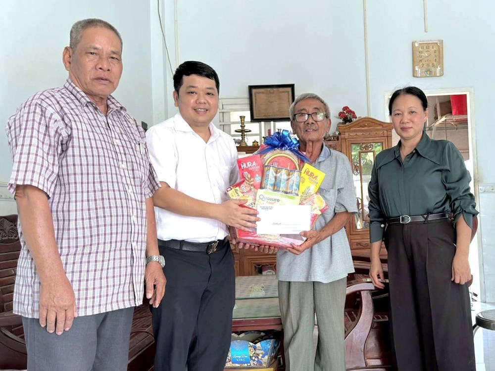 Khánh Hòa:  Xã Phước Hậu phát động “Chiến dịch 500 ngày đêm” quy tập hài cốt liệt sĩ   - ảnh 2