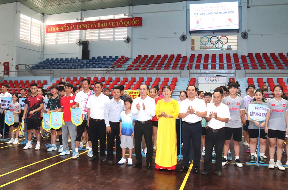 Khai mạc Giải Cầu lông các nhóm tuổi tỉnh Khánh Hòa năm 2026 - ảnh 2