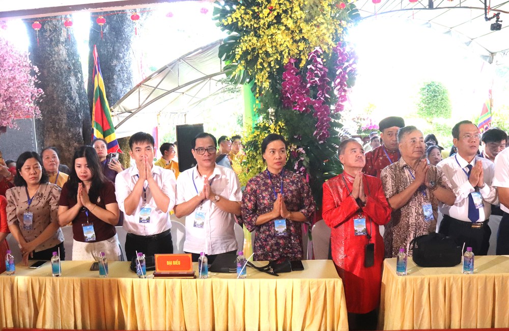 Giao lưu, giới thiệu và thực hành di sản tín ngưỡng thờ Mẫu tại Am Chúa - ảnh 7