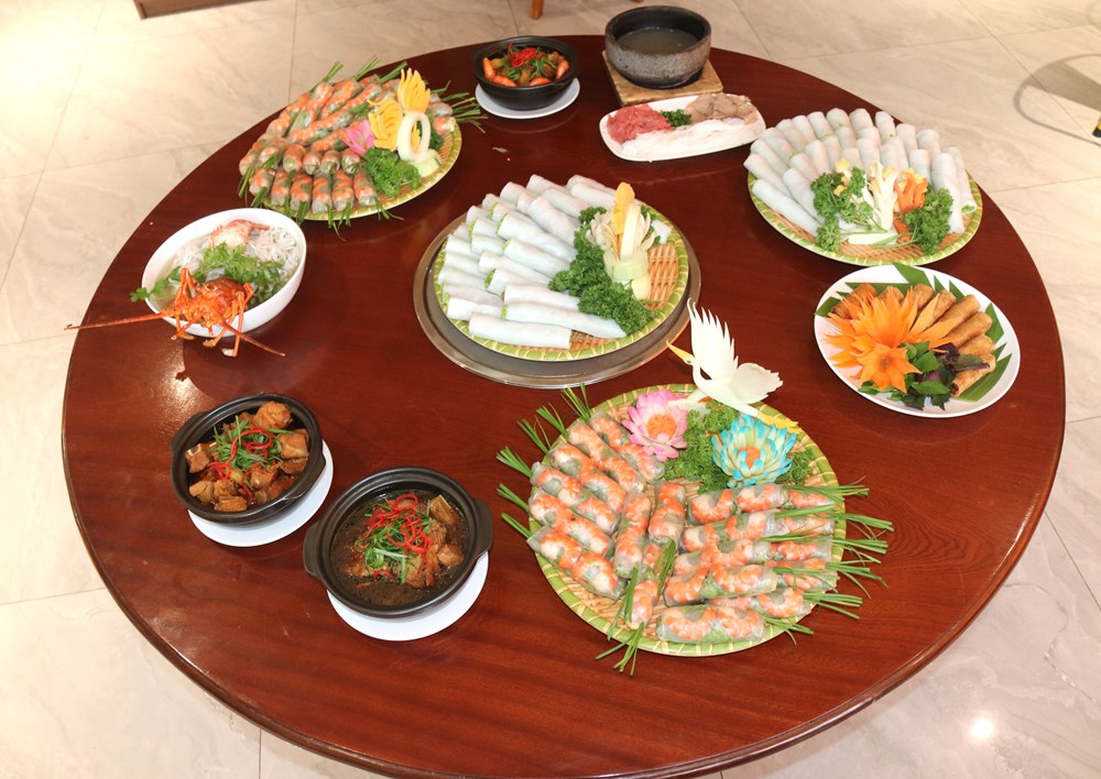 Cơm niêu Hương Vị Biển: Nghệ nhân Lê Văn Lượng kết nối vị Bắc và hải sản Nha Trang - ảnh 3