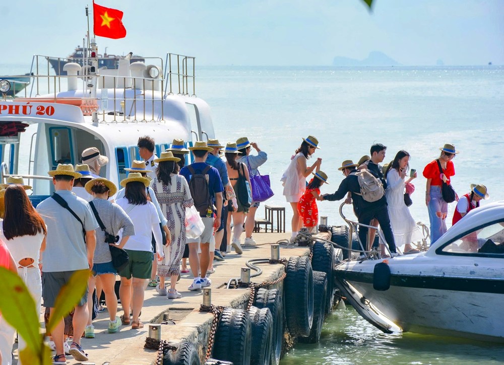 Gao Khánh Hòa đón 7,2 triệu lượt khách quốc tế trong năm 2026 - ảnh 1