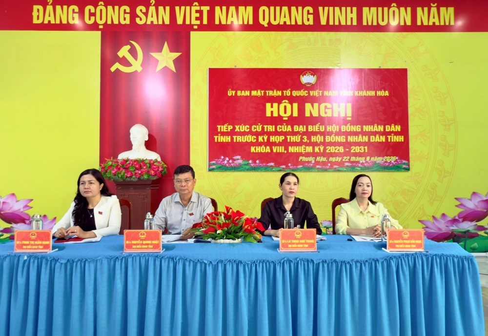 Khánh Hòa: Cử tri xã Phước Hậu kiến nghị sớm sửa chữa đường giao thông xuống cấp, sạt lở - ảnh 1