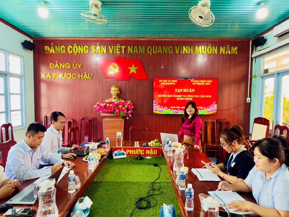 Khánh Hòa: Chuẩn hóa nghiệp vụ, nâng chất lượng nền hành chính cơ sở - ảnh 1
