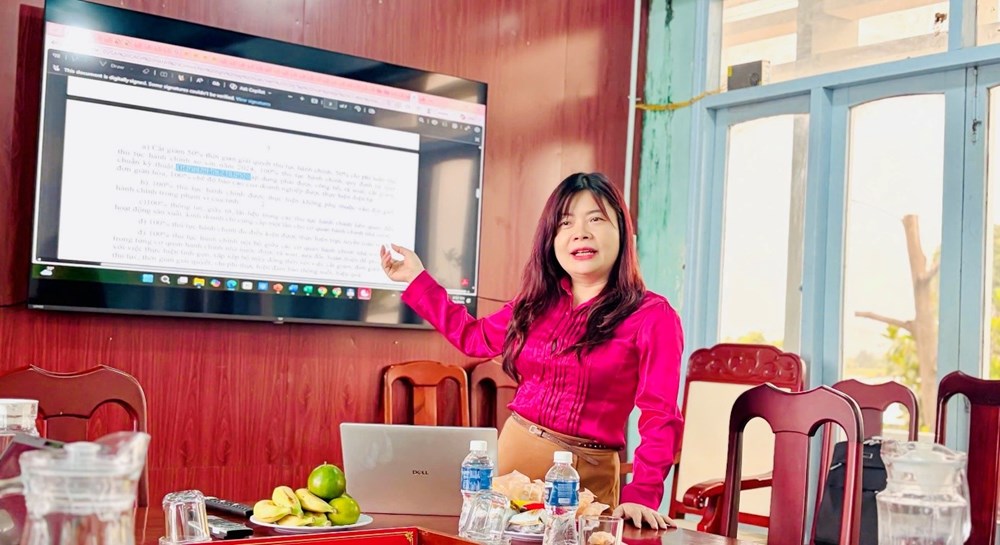 Khánh Hòa: Chuẩn hóa nghiệp vụ, nâng chất lượng nền hành chính cơ sở - ảnh 2
