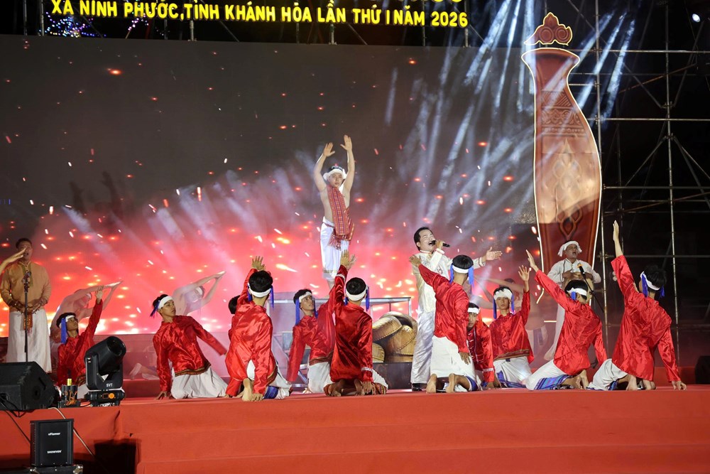  Tôn vinh di sản, đánh thức tiềm năng du lịch - ảnh 2