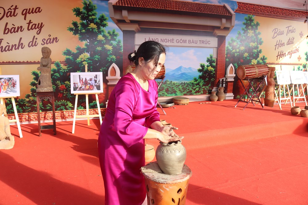  Tôn vinh di sản, đánh thức tiềm năng du lịch - ảnh 3
