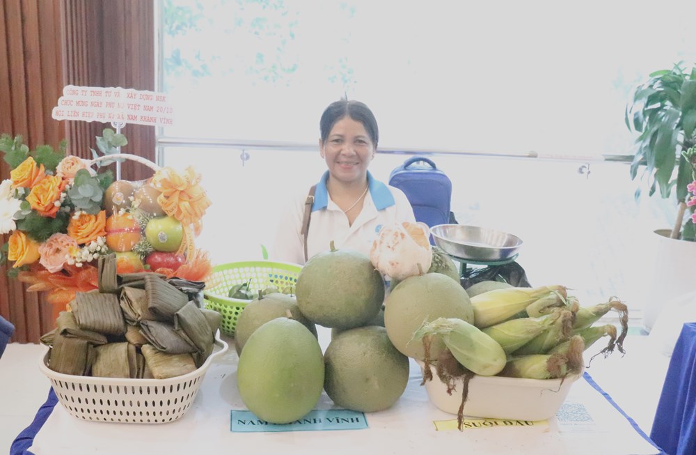 Khánh Hòa: Phụ nữ tiên phong chuyển đổi số, chuyển đổi xanh trong kinh tế tập thể - ảnh 4