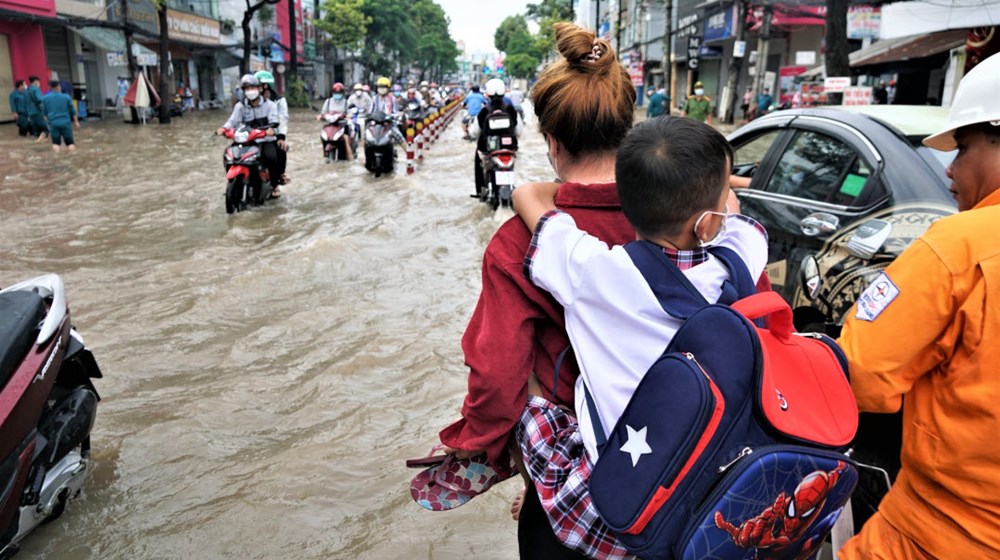 Hà Nội cho học sinh nghỉ học ngày 1.10 để bảo đảm an toàn - ảnh 1