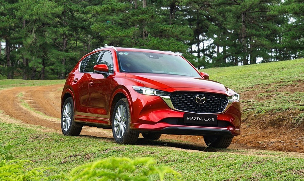 Mazda CX-5 2025 giảm giá bất ngờ: Mua ngay kẻo lỡ “deal vàng” tháng 10 - ảnh 1