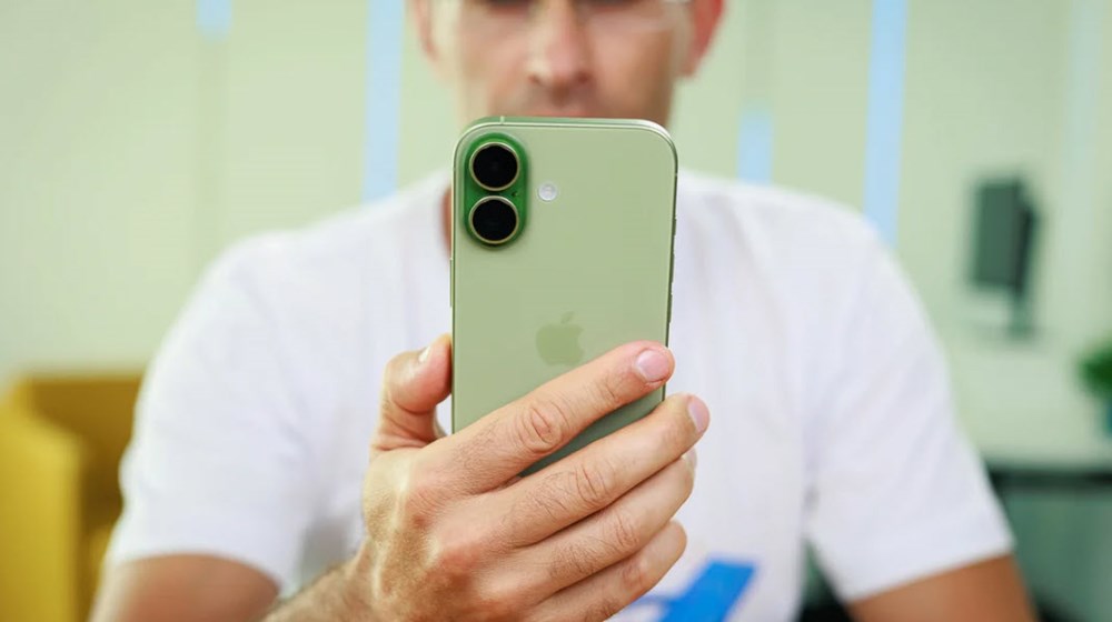 iPhone 18 hé lộ thiết kế màn hình đục lỗ và chip A20 mạnh mẽ - ảnh 1