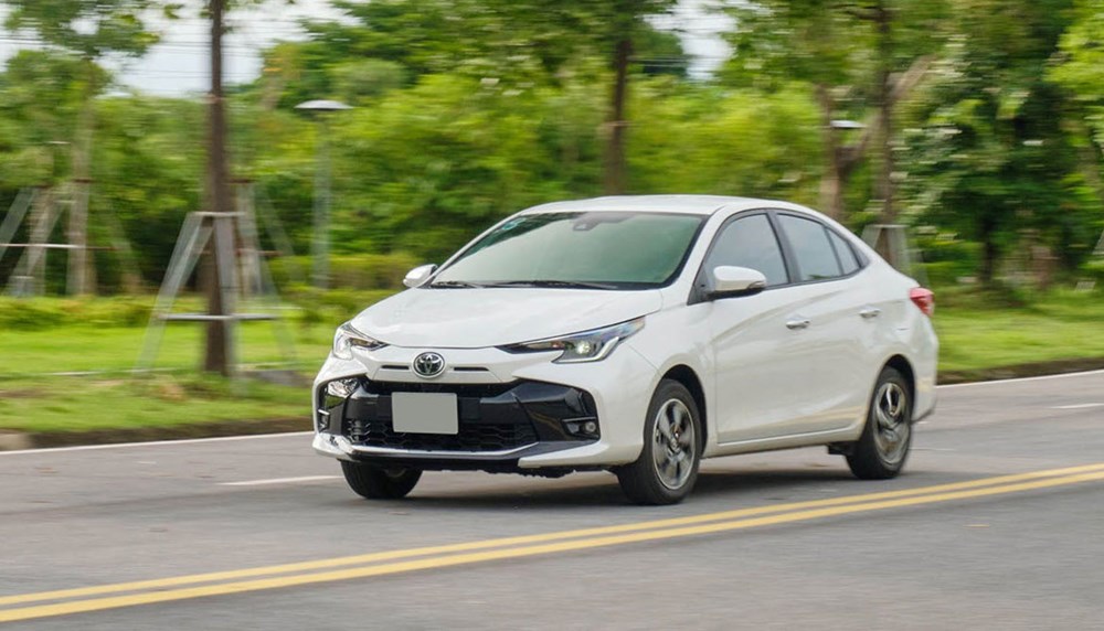 Giá Vios tháng 12.2025: Sedan đáng mua nhất phân khúc B - ảnh 1