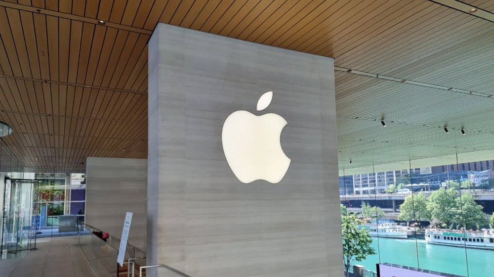 iOS 26.2 có gì mới: Báo thức khẩn cấp, Podcast thông minh, News tiện lợi - ảnh 1